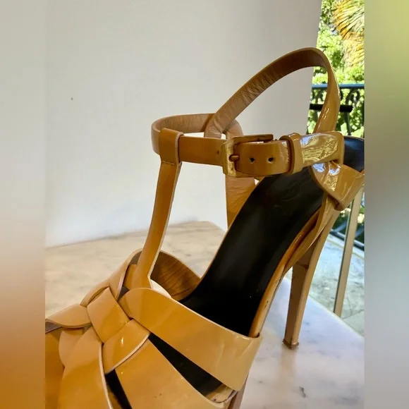 YSL Tribute Platform Sandals In Tan Patent Leather - Picture 6 of 12